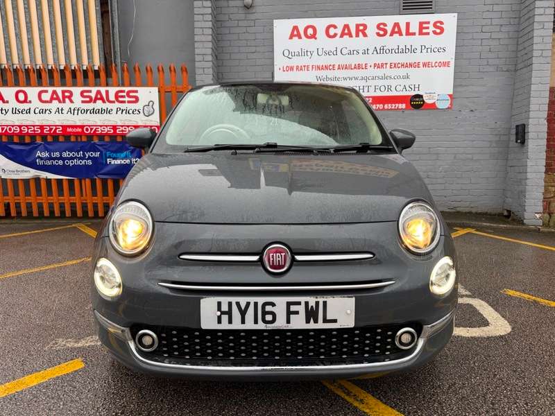 A 2016 FIAT 500 LOUNGE A 2016 FIAT 500 LOUNGE