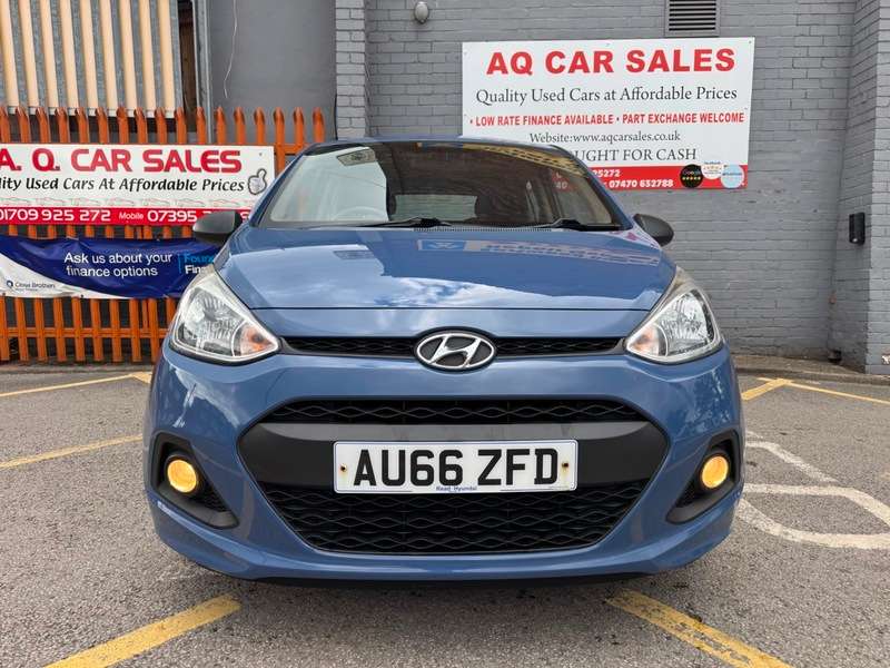 A 2016 HYUNDAI I10 S A 2016 HYUNDAI I10 S