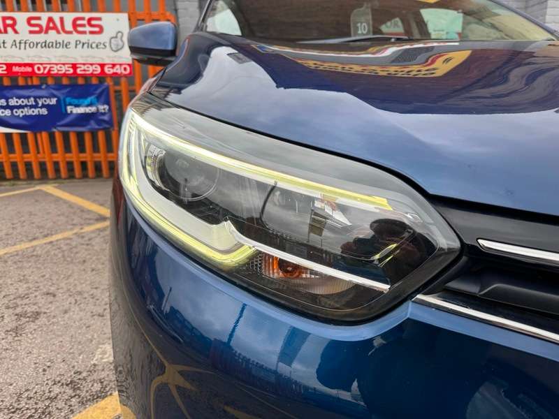 2017 RENAULT KADJAR 2017 RENAULT KADJAR