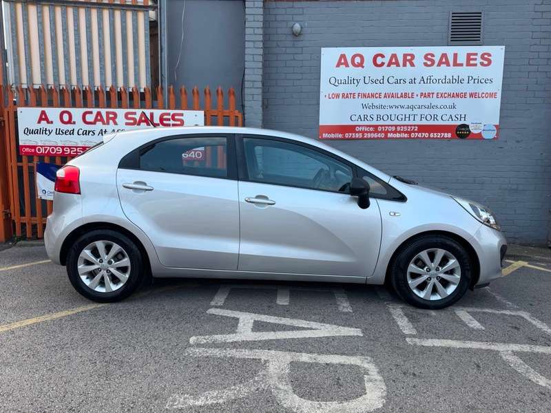2014 KIA RIO 2014 KIA RIO