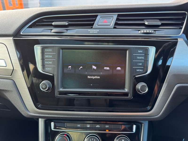 2016 VOLKSWAGEN TOURAN 2016 VOLKSWAGEN TOURAN