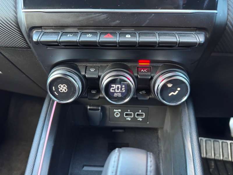2023 RENAULT CLIO 2023 RENAULT CLIO