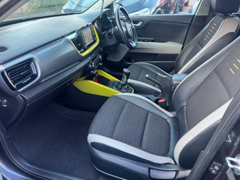 2018 KIA STONIC 2018 KIA STONIC