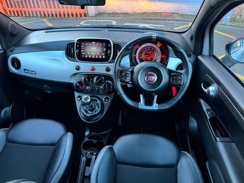 2021 FIAT 500 2021 FIAT 500