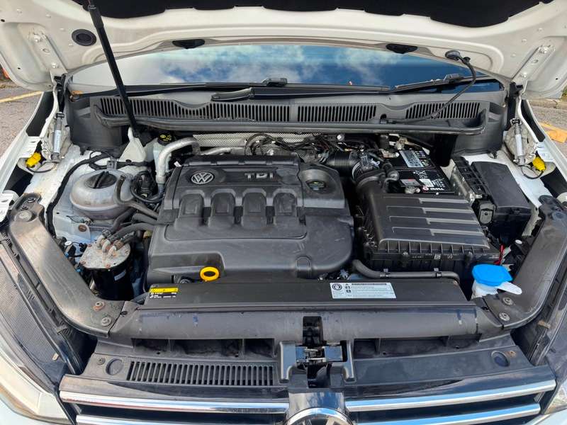 2016 VOLKSWAGEN TOURAN 2016 VOLKSWAGEN TOURAN