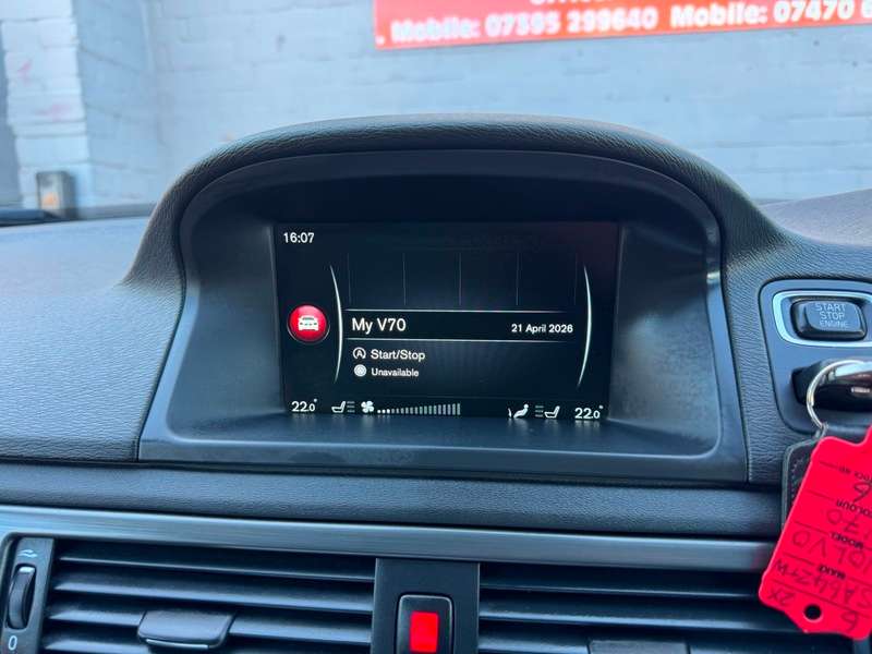 2014 VOLVO V70 2014 VOLVO V70