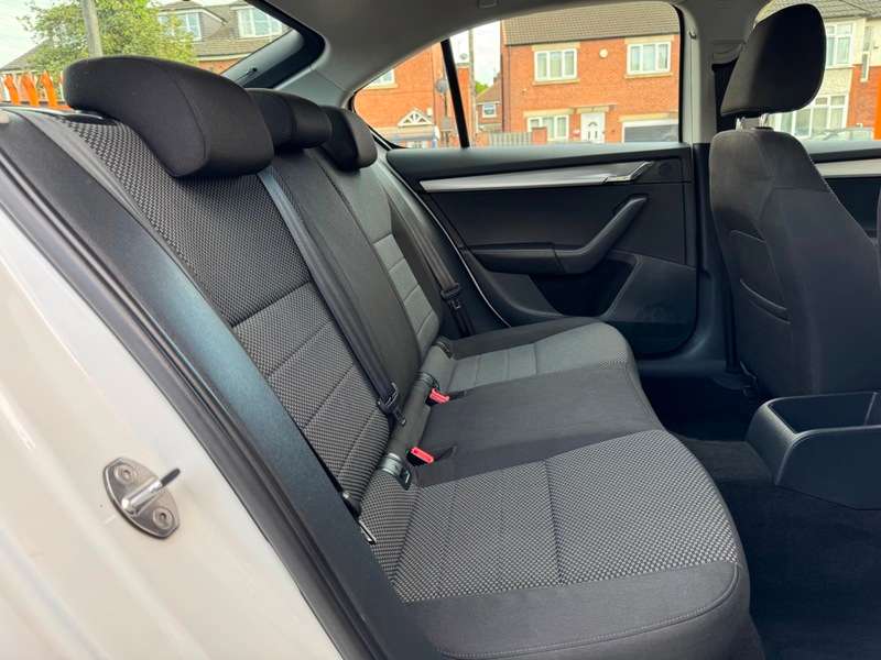 2013 SKODA OCTAVIA 2013 SKODA OCTAVIA