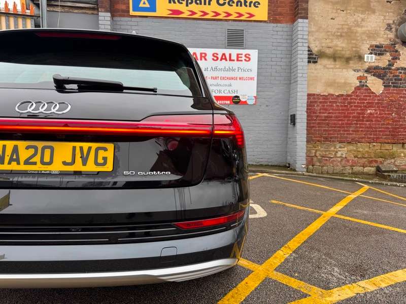 2020 AUDI E-TRON 2020 AUDI E-TRON