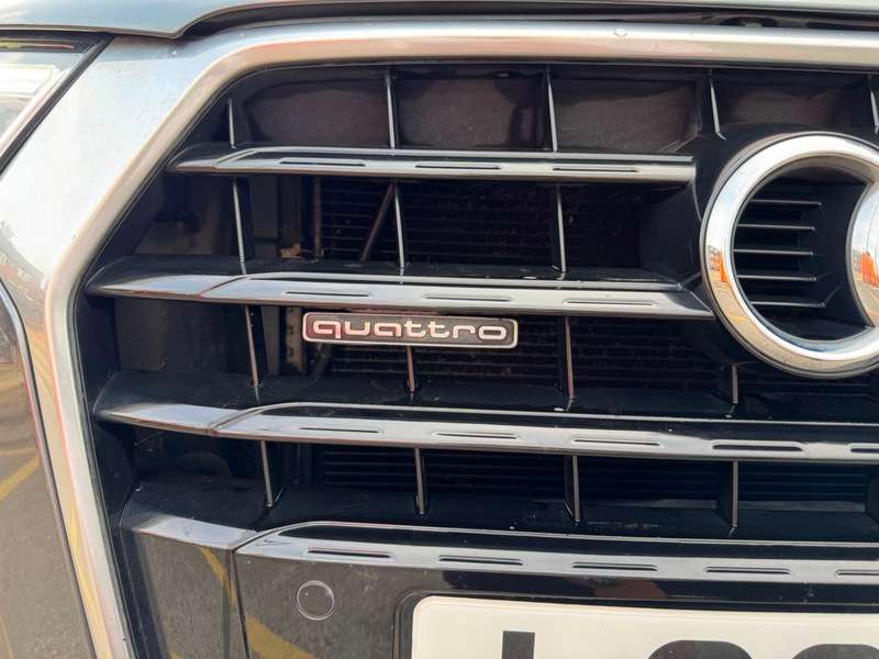 2015 AUDI Q3 2015 AUDI Q3