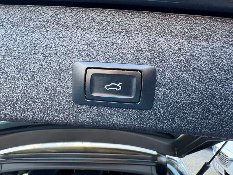 2015 AUDI Q5 2015 AUDI Q5