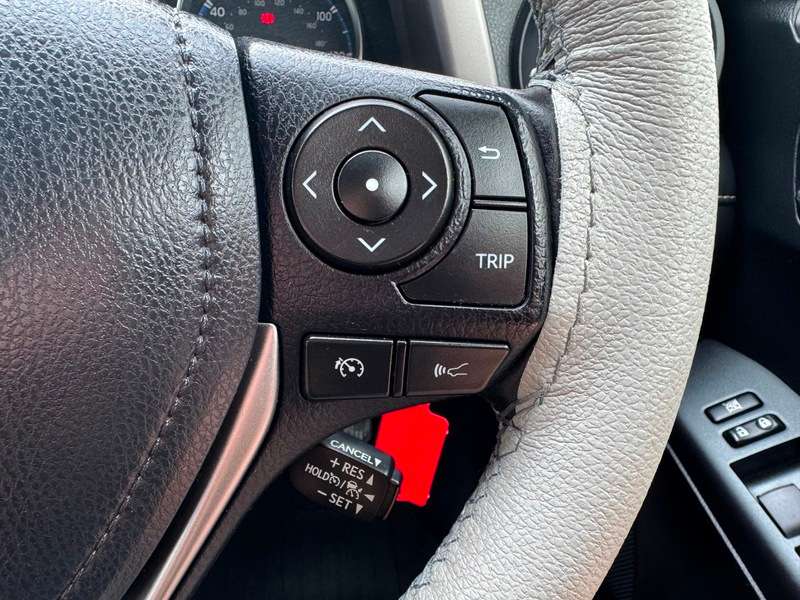 2017 TOYOTA RAV4 2017 TOYOTA RAV4
