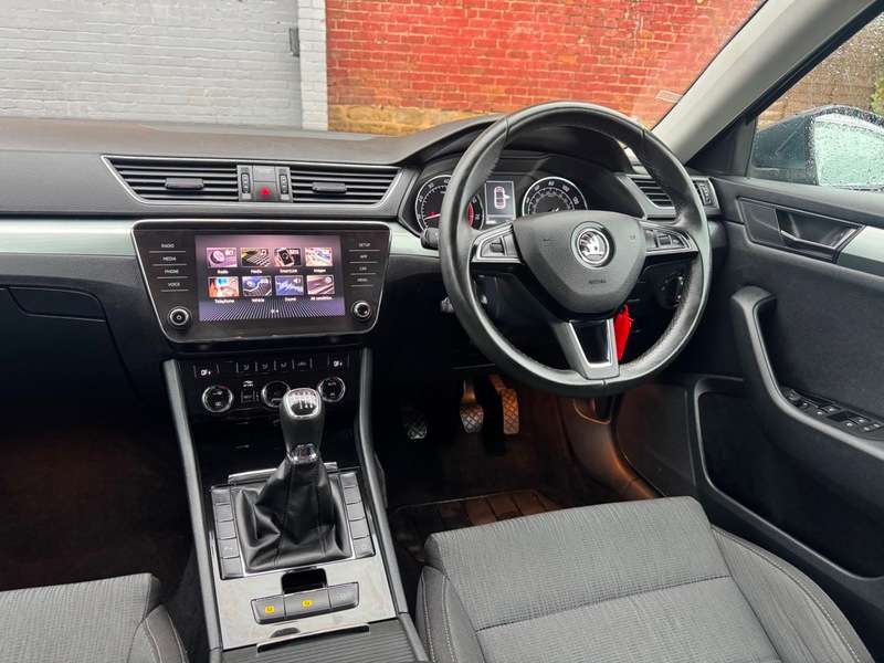 2019 SKODA SUPERB 2019 SKODA SUPERB