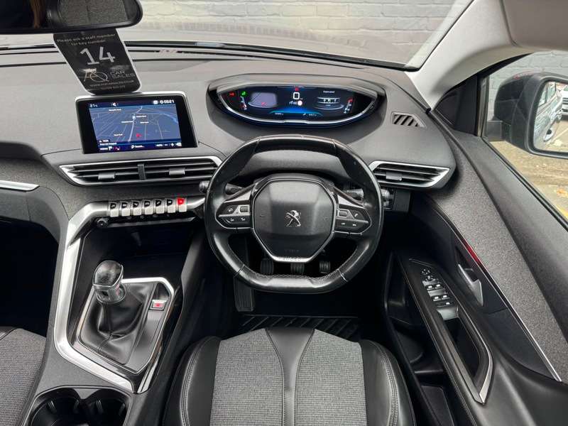 2017 PEUGEOT 3008 2017 PEUGEOT 3008