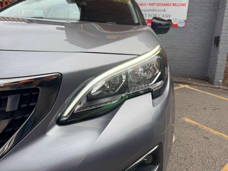 2017 PEUGEOT 3008 2017 PEUGEOT 3008