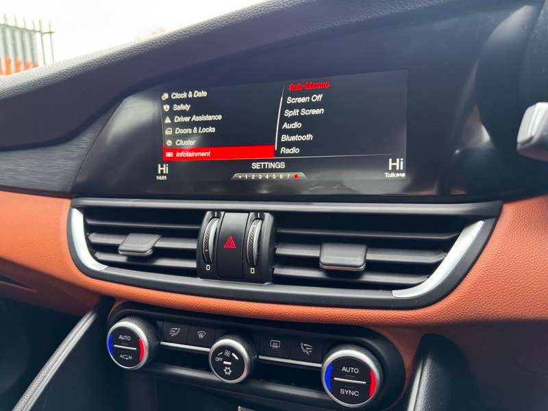 2017 ALFA ROMEO GIULIA 2017 ALFA ROMEO GIULIA