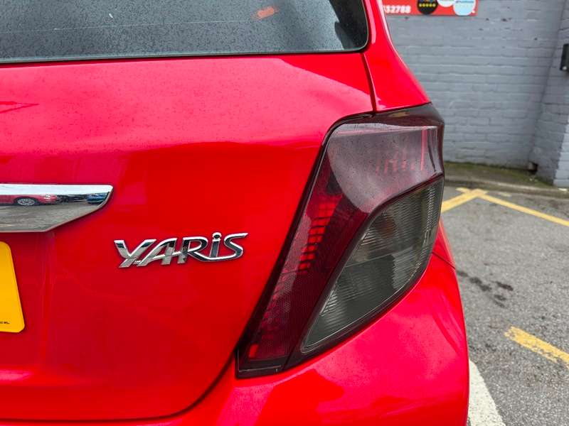 2013 TOYOTA YARIS 2013 TOYOTA YARIS