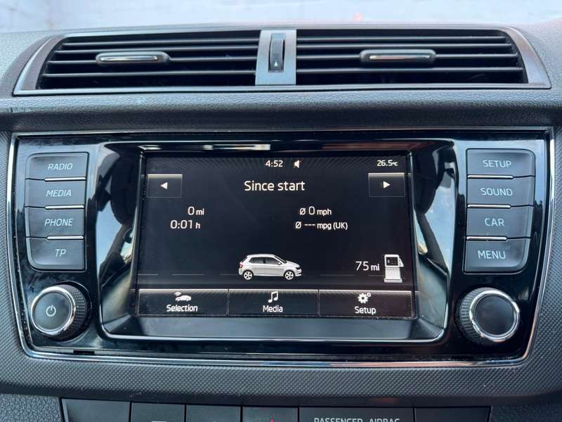 2015 SKODA FABIA 2015 SKODA FABIA