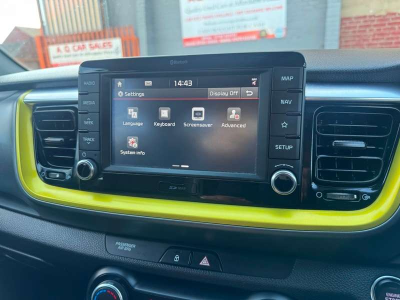 2018 KIA STONIC 2018 KIA STONIC