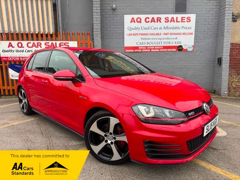 A 2015 VOLKSWAGEN GOLF GTI A 2015 VOLKSWAGEN GOLF GTI
