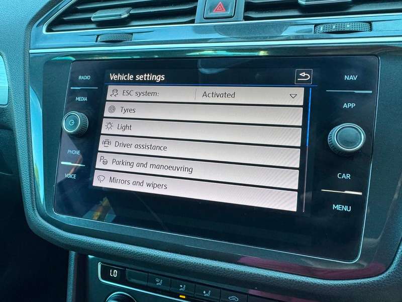 2018 VOLKSWAGEN TIGUAN 2018 VOLKSWAGEN TIGUAN