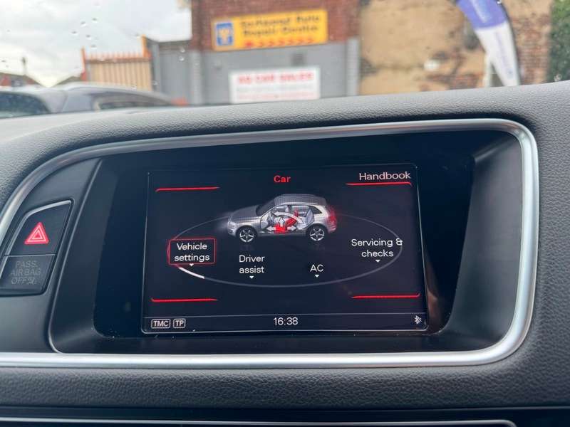 2015 AUDI Q5 2015 AUDI Q5