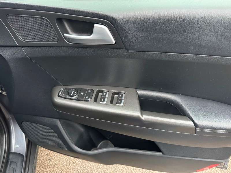 2017 KIA SPORTAGE 2017 KIA SPORTAGE