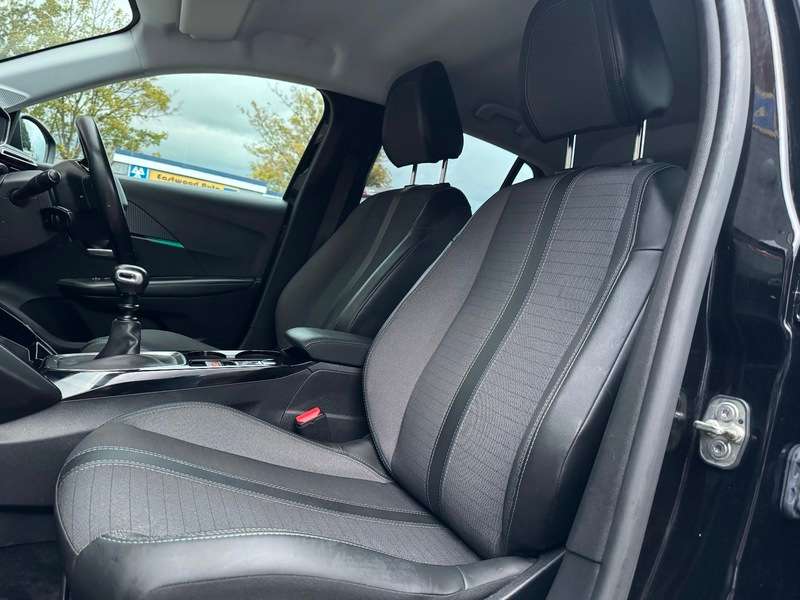 2020 PEUGEOT 208 2020 PEUGEOT 208