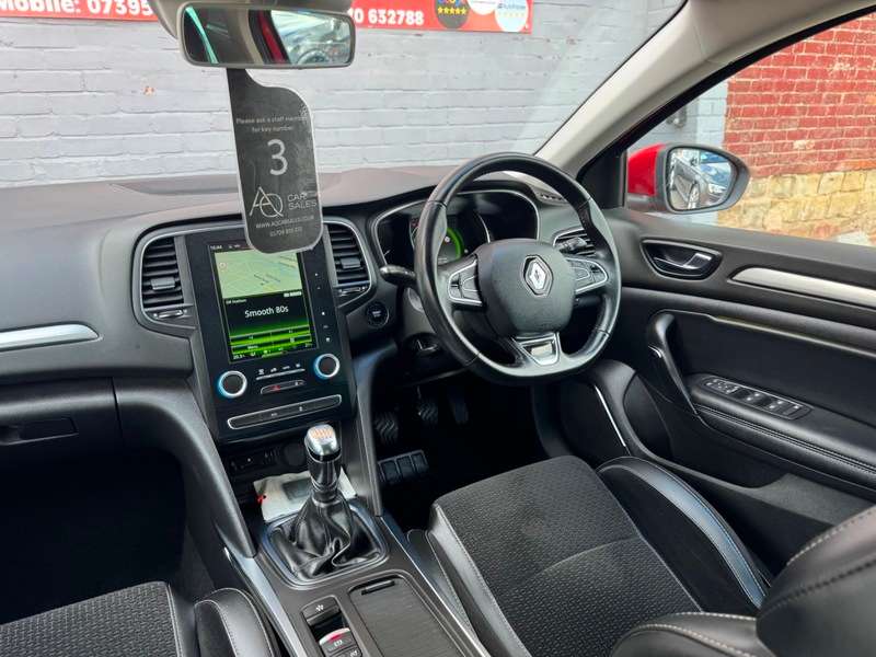 2017 RENAULT MEGANE 2017 RENAULT MEGANE