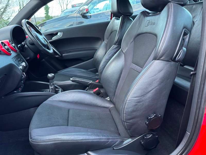 2014 AUDI A1 2014 AUDI A1