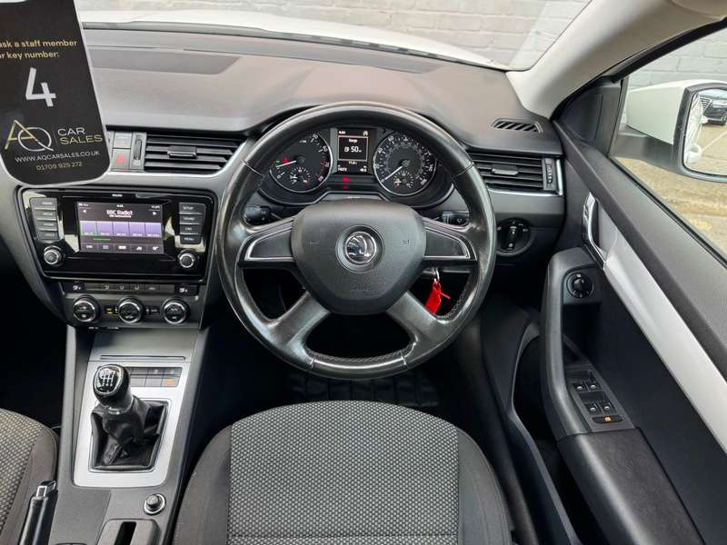 2013 SKODA OCTAVIA 2013 SKODA OCTAVIA