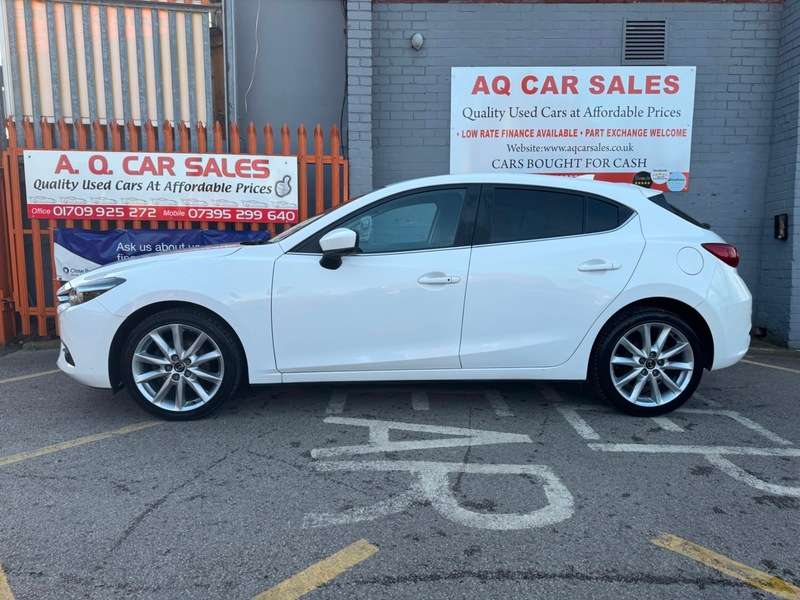 A 2016 MAZDA 3 SPORT NAV A 2016 MAZDA 3 SPORT NAV