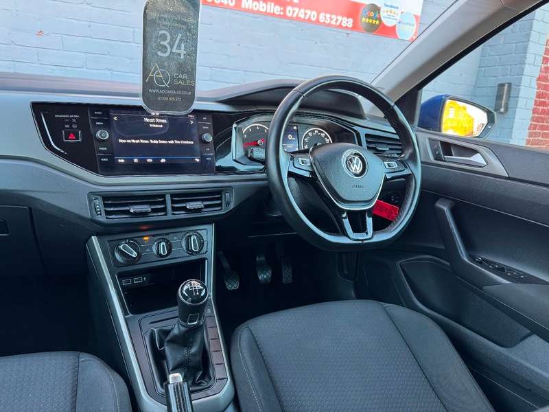2019 VOLKSWAGEN POLO 2019 VOLKSWAGEN POLO