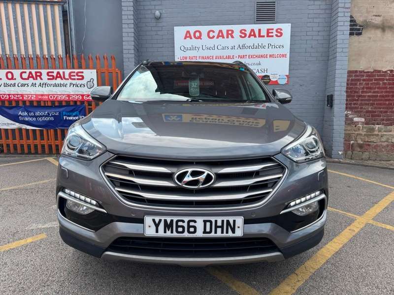 A 2016 HYUNDAI SANTA FE CRDI WIGGINS EDITION BLUE DRIVE A 2016 HYUNDAI SANTA FE CRDI WIGGINS EDITION BLUE DRIVE