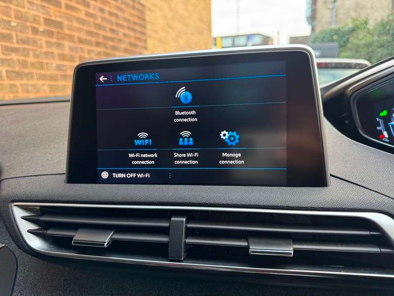 2019 PEUGEOT 3008 2019 PEUGEOT 3008