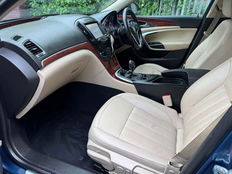 2016 VAUXHALL INSIGNIA 2016 VAUXHALL INSIGNIA
