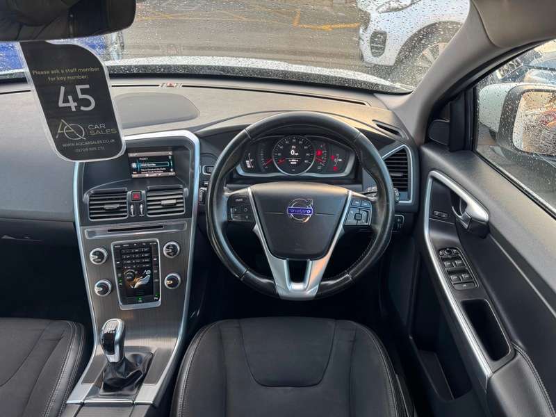 2015 VOLVO XC60 2015 VOLVO XC60