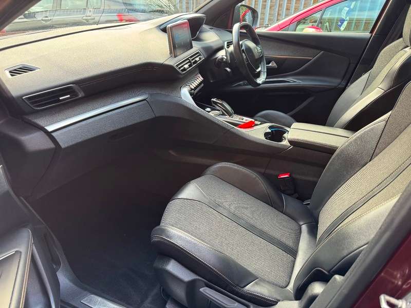 2019 PEUGEOT 3008 2019 PEUGEOT 3008