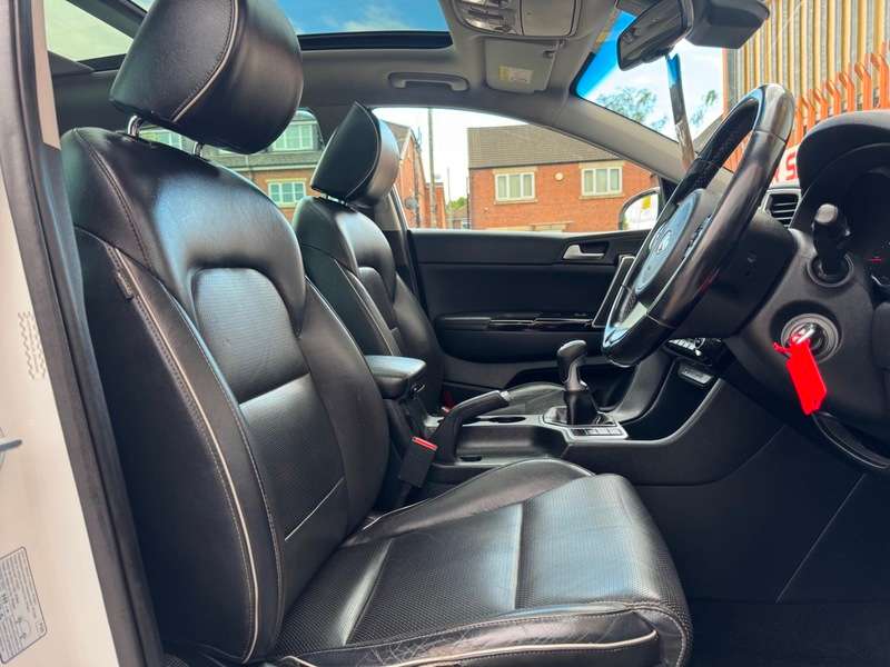2017 KIA SPORTAGE 2017 KIA SPORTAGE
