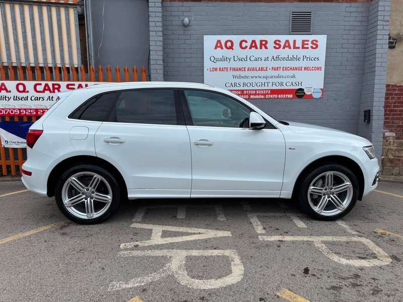 2015 AUDI Q5 2015 AUDI Q5