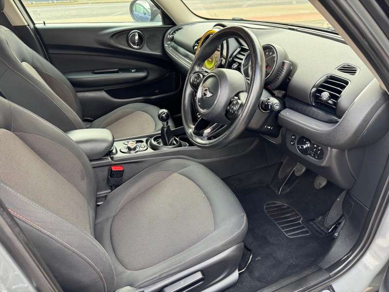 2017 MINI CLUBMAN 2017 MINI CLUBMAN