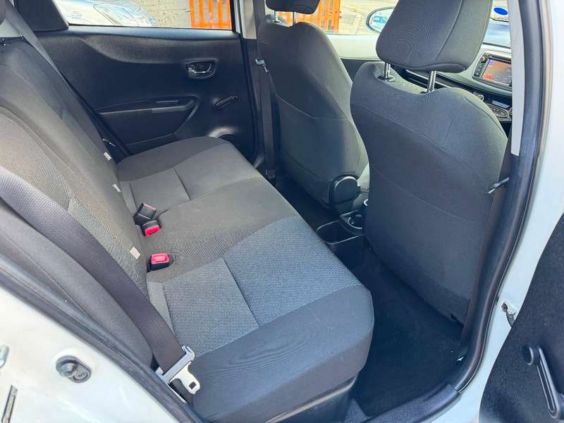 2012 TOYOTA YARIS 2012 TOYOTA YARIS