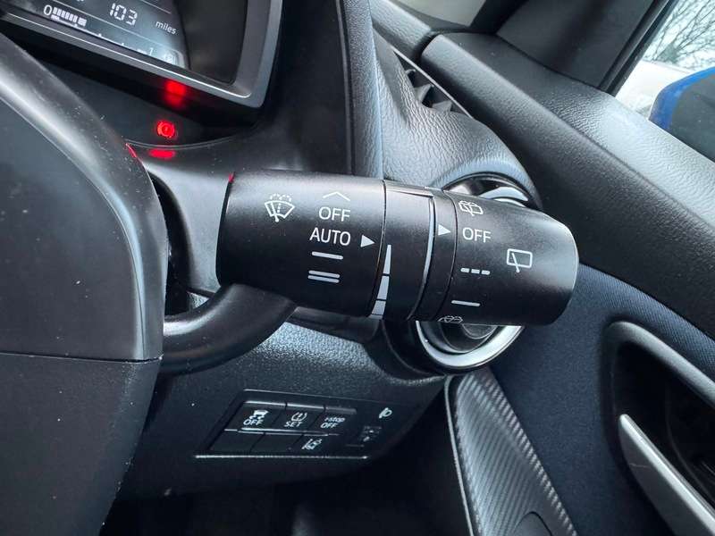 2015 MAZDA MAZDA 2 2015 MAZDA MAZDA 2