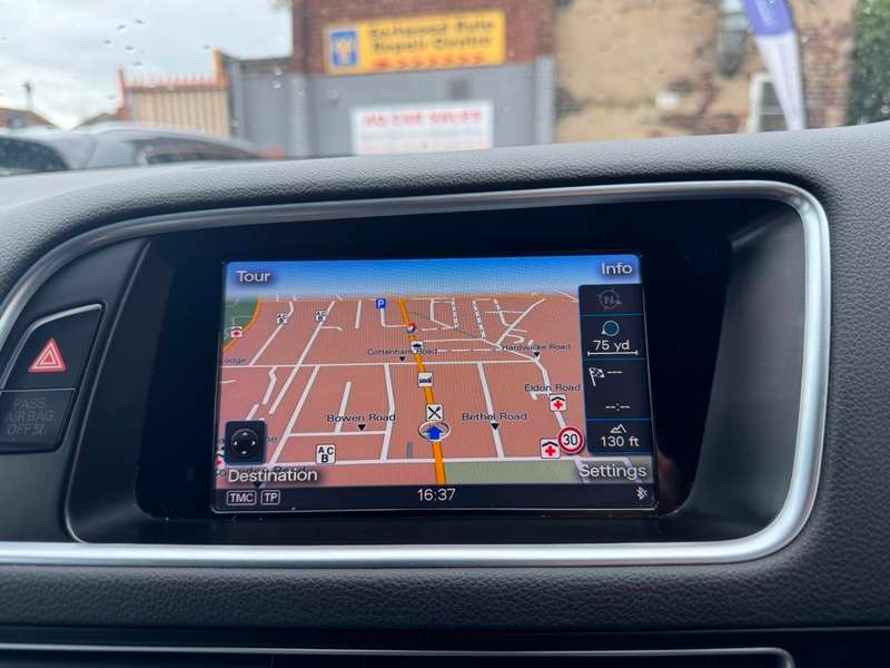 2015 AUDI Q5 2015 AUDI Q5