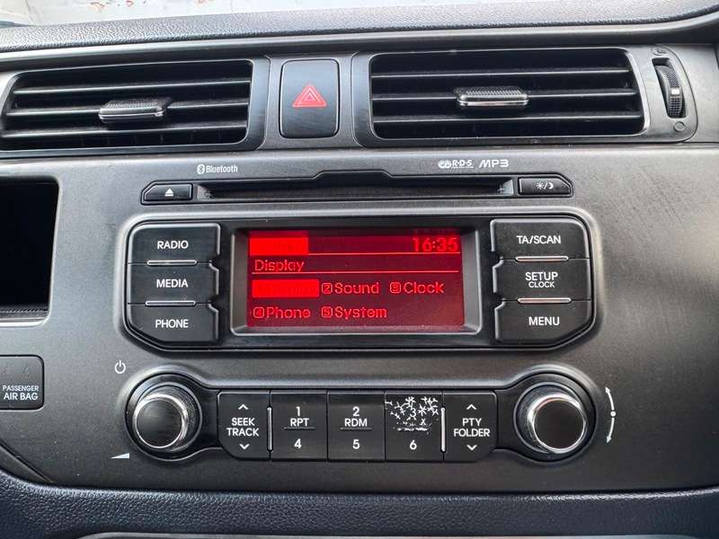2014 KIA RIO 2014 KIA RIO