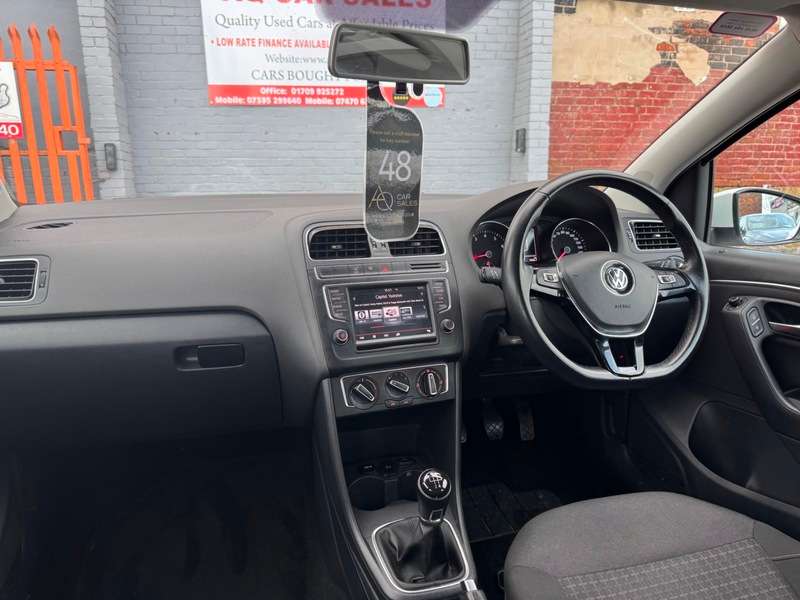 2015 VOLKSWAGEN POLO 2015 VOLKSWAGEN POLO