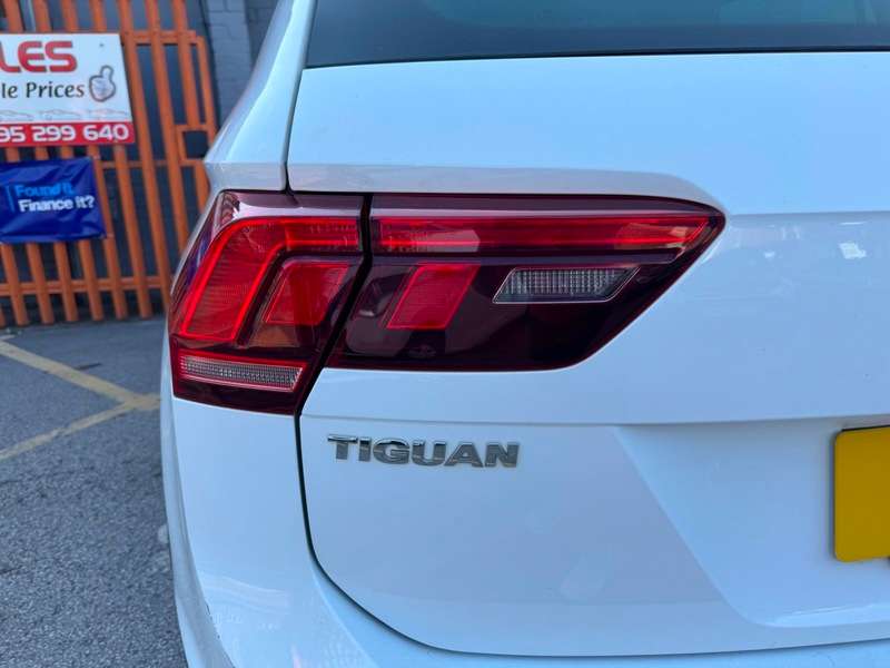 2018 VOLKSWAGEN TIGUAN 2018 VOLKSWAGEN TIGUAN