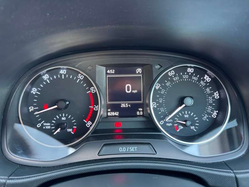 2015 SKODA FABIA 2015 SKODA FABIA