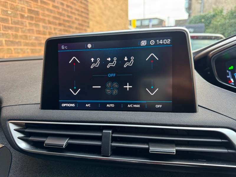 2019 PEUGEOT 3008 2019 PEUGEOT 3008