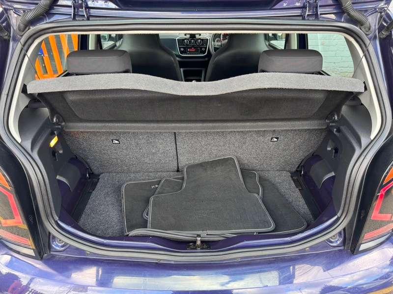2017 VOLKSWAGEN UP 2017 VOLKSWAGEN UP