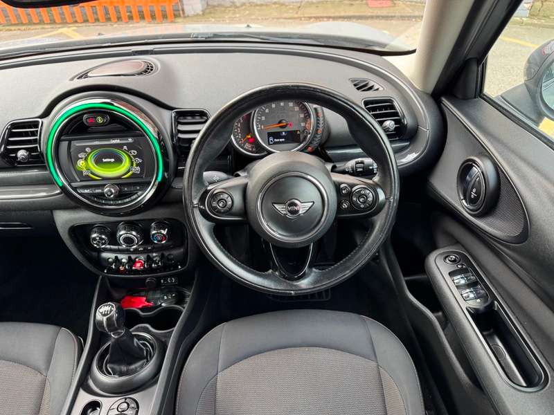 2017 MINI CLUBMAN 2017 MINI CLUBMAN